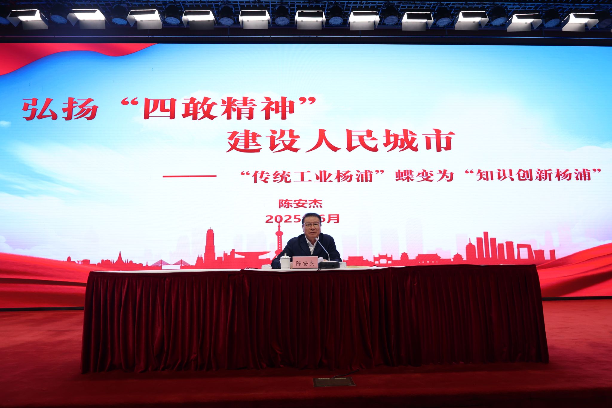 0eaba268009b103902adee1ed68161b.jpg 0eaba268009b103902adee1ed68161b.jpg